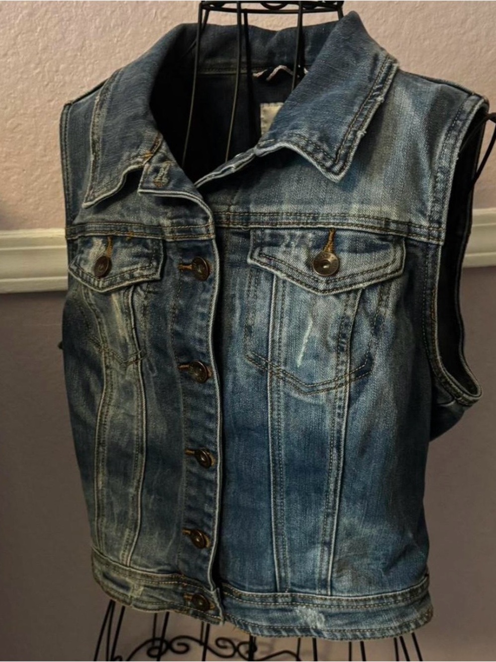 Women’s Denim Vest Size Large